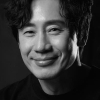 Shin Ha-kyun