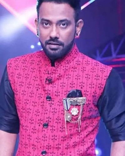 Dharmesh Yelande