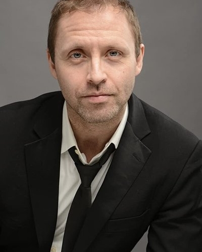 Jonathan Arons