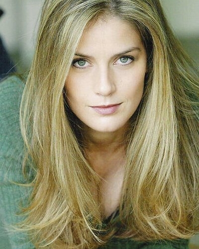 Lindsay Thompson