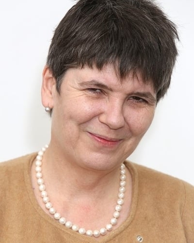 Claire Fox