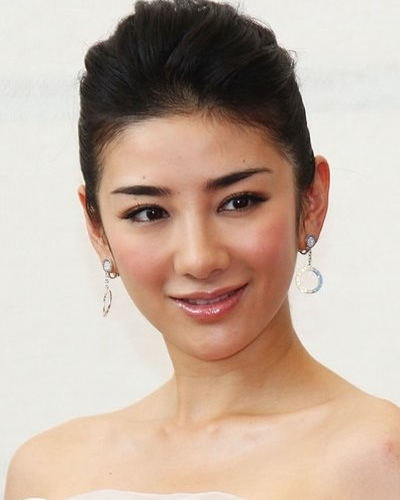 黄奕