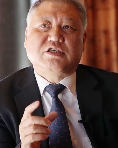 권일용