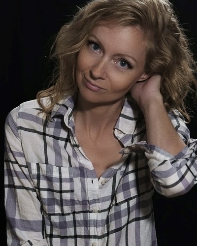 Axelle Carolyn