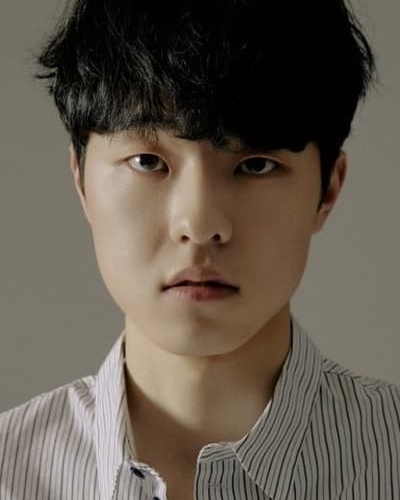 김동휘