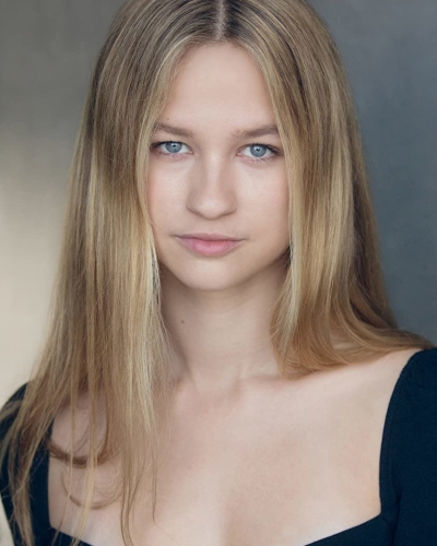 Issy Knopfler