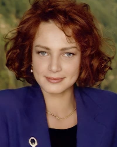 Béatrice Macola