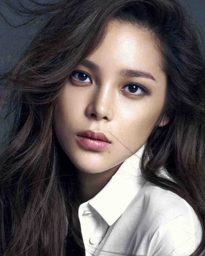 Park Si-yeon