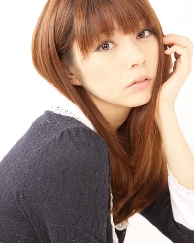 芳賀優里亜