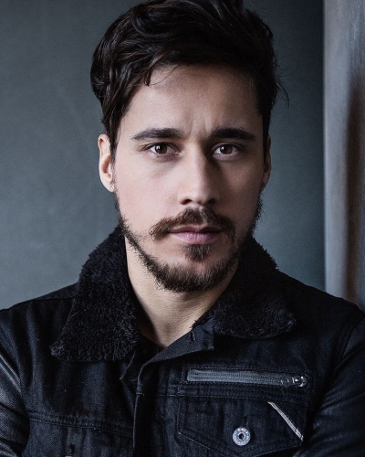 Peter Gadiot
