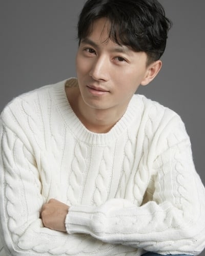 Zheng Xi