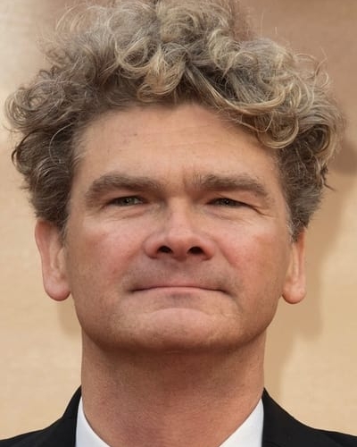 Simon Farnaby