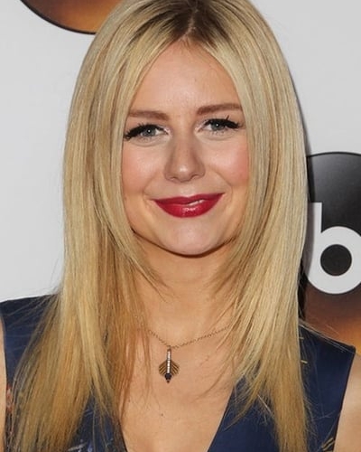 Justine Lupe