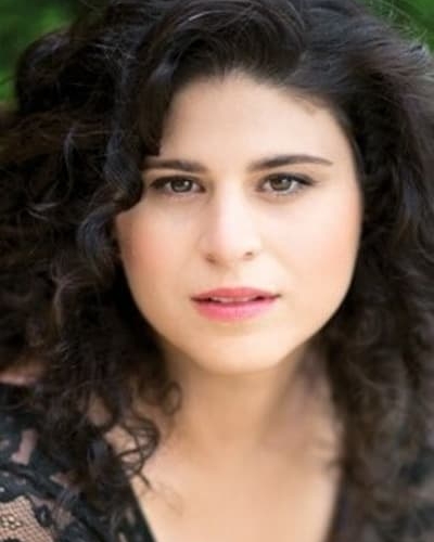 Olivia Stambouliah