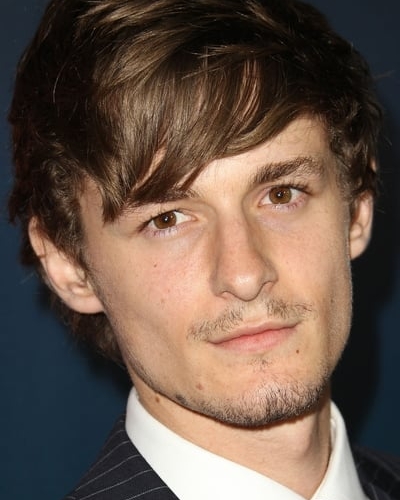 Giles Matthey
