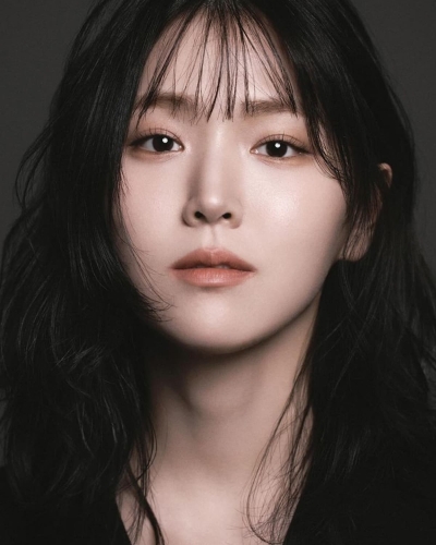 김지은