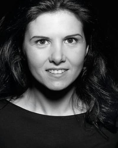 Isabel Naveira