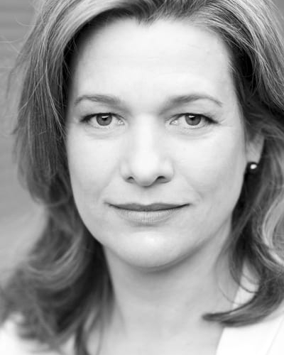 Kerry Fox