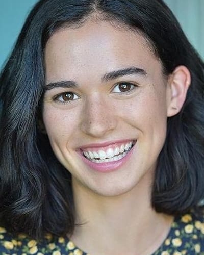 Emma Pasarow