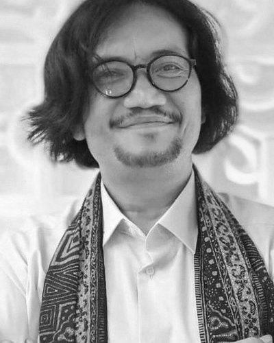 Whani Darmawan