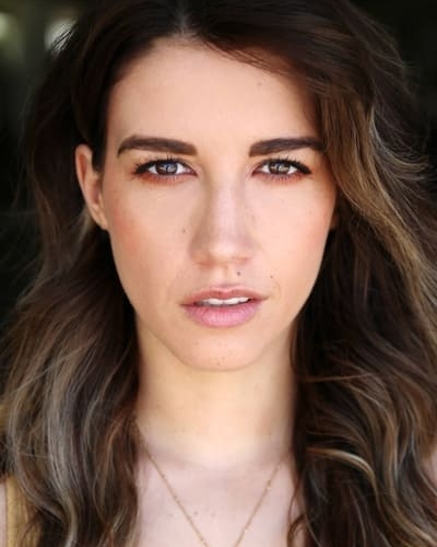 Alexandra Nell