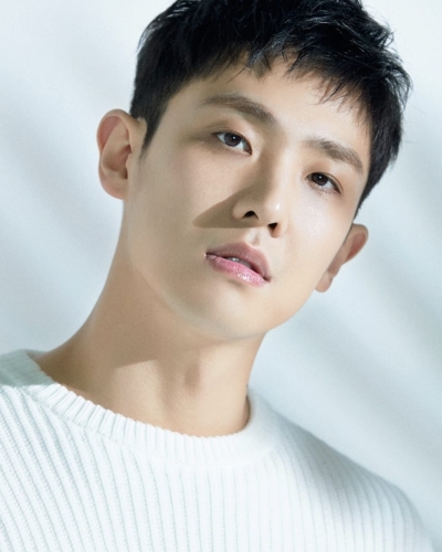 Lee Joon