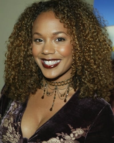 Rachel True