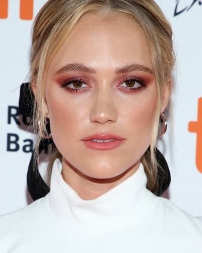 Maika Monroe