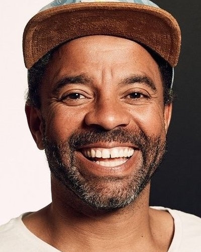 Simon Pearce