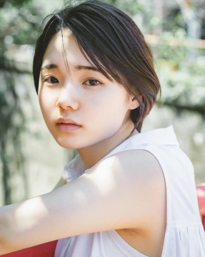 中山ひなの