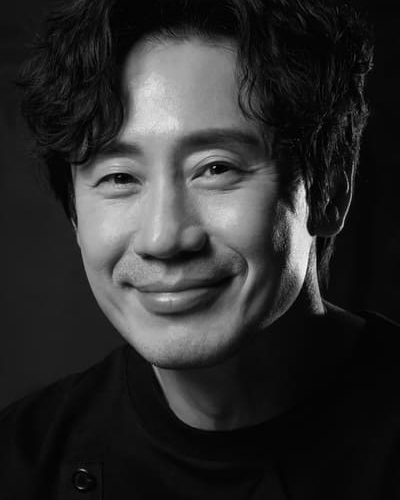 Shin Ha-kyun
