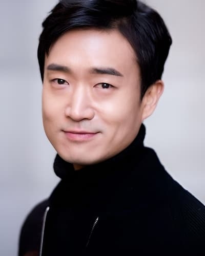 조우진