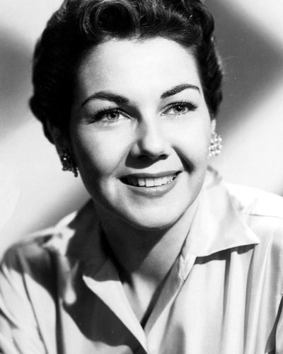 Jeanne Bates