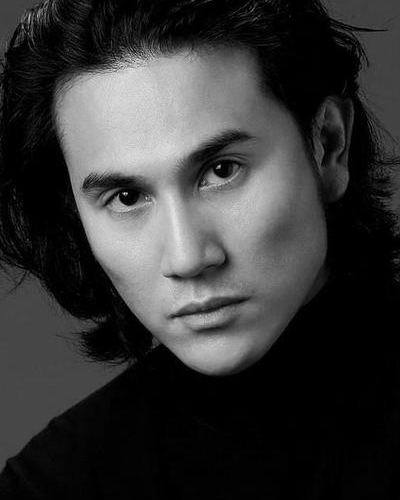 Vino G. Bastian