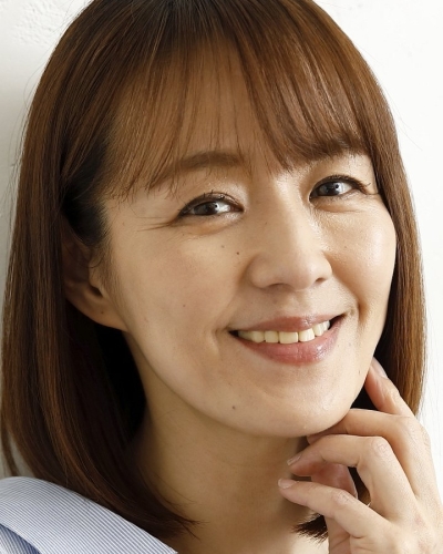 中村綾