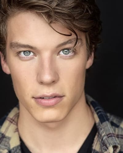 Justin Derickson