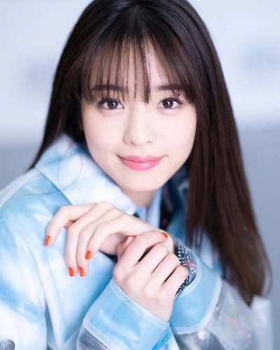 横田真悠