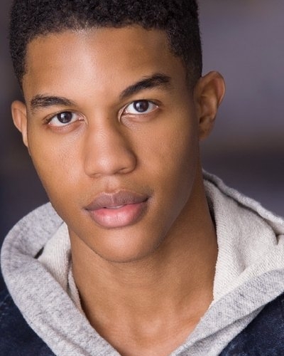 Aaron Valentine