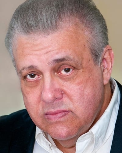 Vic Polizos