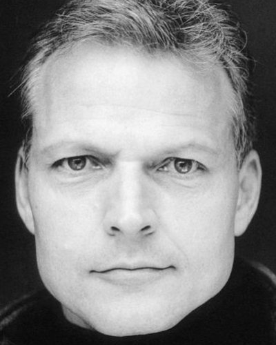 Robert Lewis