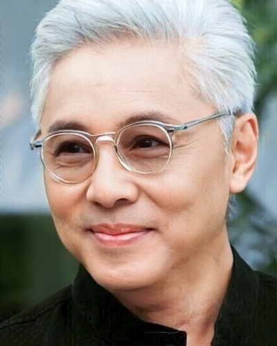 นพพล โกมารชุน