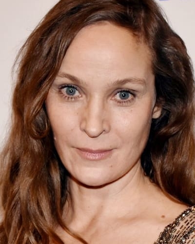 Jeanette Hain