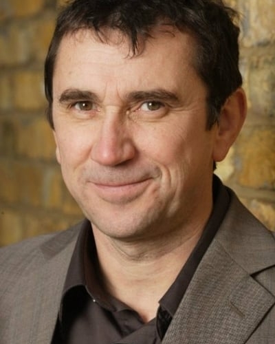 Phil Daniels