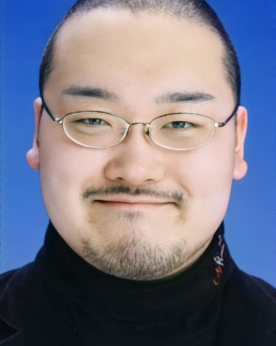 間宮康弘