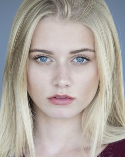 Alena Savostikova