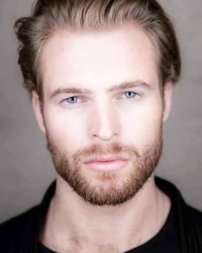 Rhett Wellington