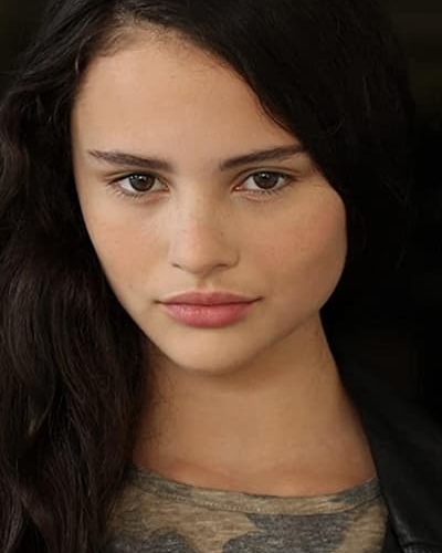 Gabrielle Echols