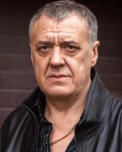 Артур Ваха