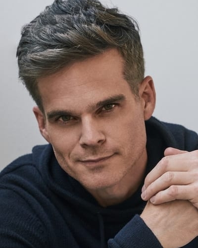 Greg Rikaart