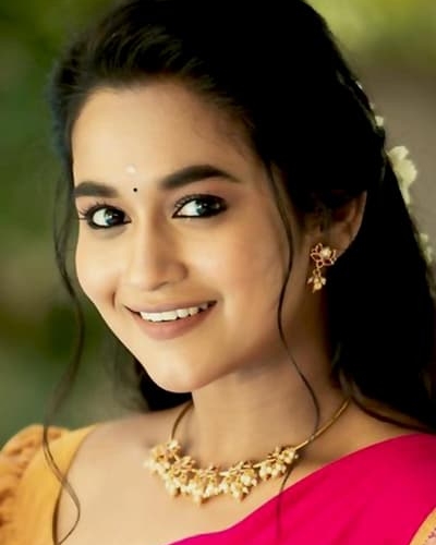 Kaavya Arivumani